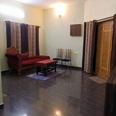 شقة Sumira Residency كوديكانال المظهر الخارجي الصورة